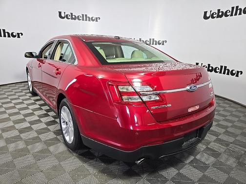 2015 Ford Taurus SEL