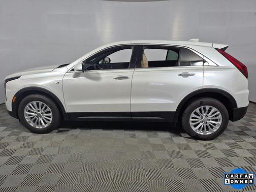 2024 Cadillac XT4 Luxury