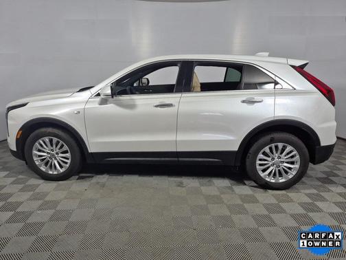 2024 Cadillac XT4 Luxury