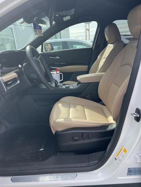 2024 Cadillac XT4 Luxury