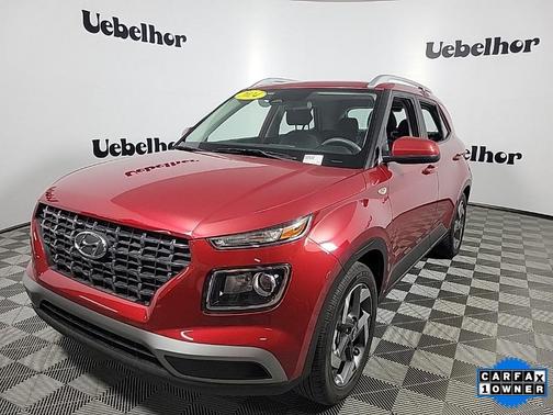 2024 Hyundai VENUE SEL