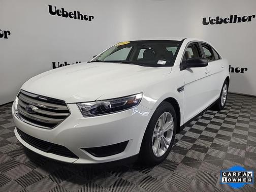 2018 Ford Taurus SE