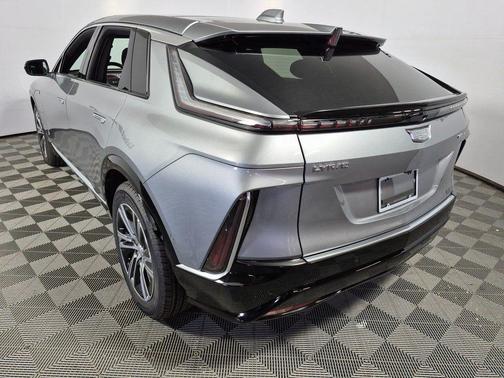 2026 Cadillac LYRIQ Premium Luxury
