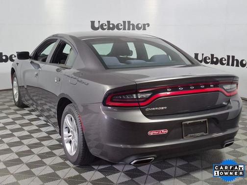 2016 Dodge Charger SE