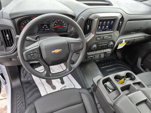 2025 Chevrolet Silverado 2500 WT