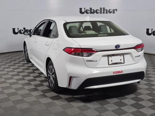 2022 Toyota Corolla Hybrid LE