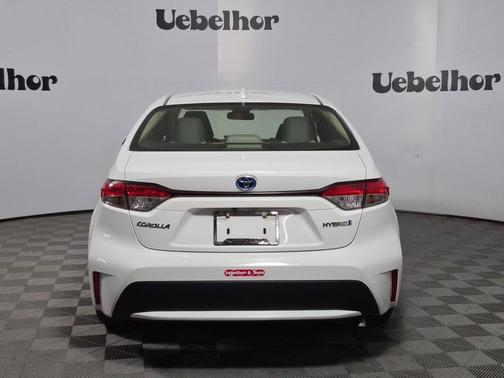 2022 Toyota Corolla Hybrid LE