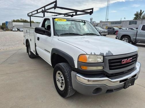 2007 GMC Sierra 2500 Work Truck