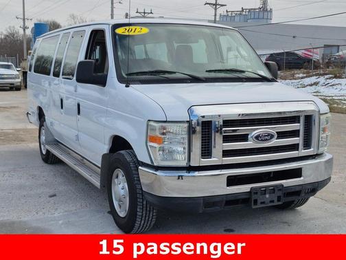 2012 Ford E350 Super Duty XLT