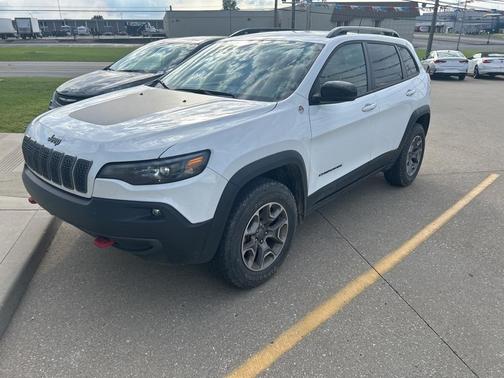 2022 Jeep Cherokee Trailhawk