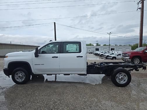 2025 Chevrolet Silverado 2500 WT
