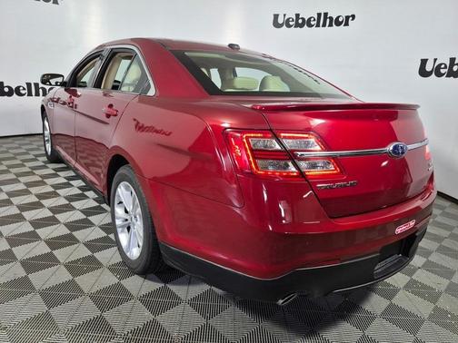 2014 Ford Taurus SEL