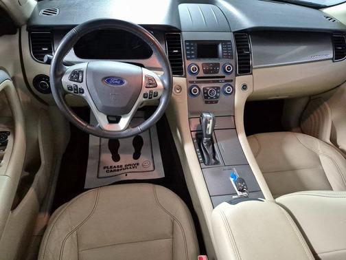 2014 Ford Taurus SEL