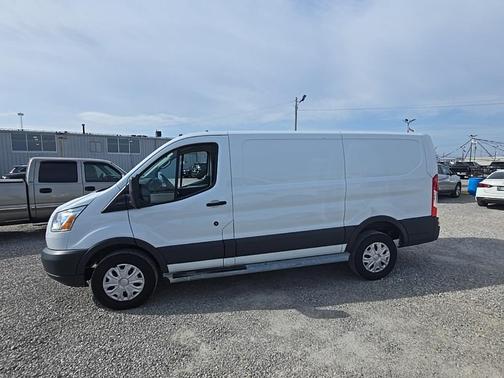2015 Ford Transit-250 Base