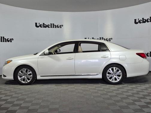 2011 Toyota Avalon 