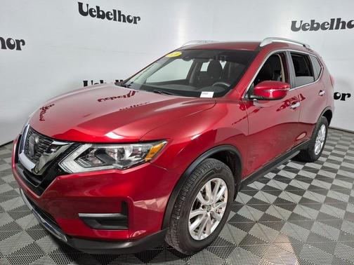 2020 Nissan Rogue SV