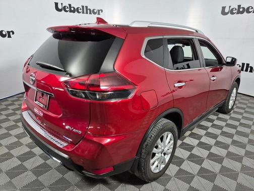 2020 Nissan Rogue SV