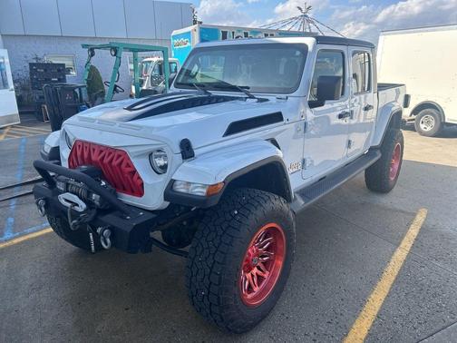 2021 Jeep Gladiator Overland
