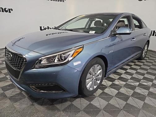 2016 Hyundai SONATA Hybrid SE