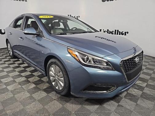 2016 Hyundai SONATA Hybrid SE