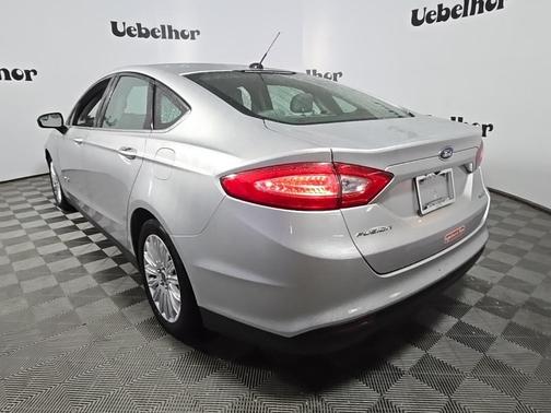 2015 Ford Fusion Hybrid S