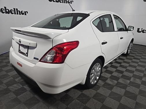 2016 Nissan Versa 1.6 S+