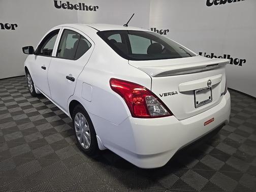 2016 Nissan Versa 1.6 S+