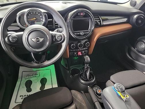 2017 MINI Hardtop Cooper