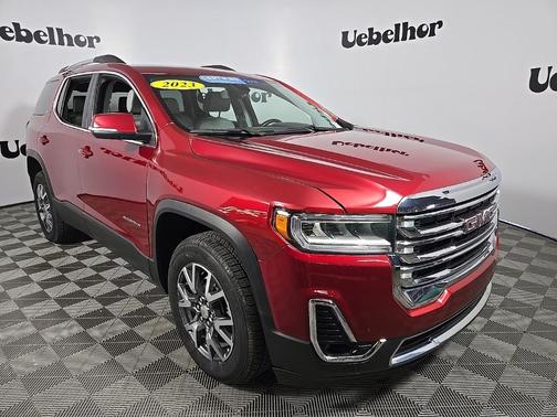 2023 GMC Acadia SLT