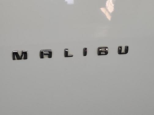 2017 Chevrolet Malibu 1LT