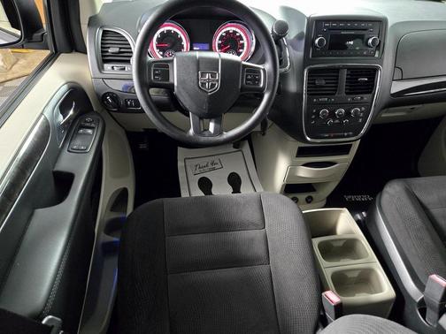 2014 Dodge Grand Caravan AVP/SE