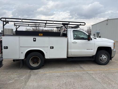 2017 Chevrolet Silverado 3500 LT