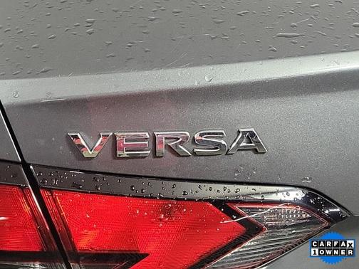 2023 Nissan Versa 1.6 SV