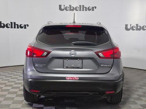 2017 Nissan Rogue Sport SV