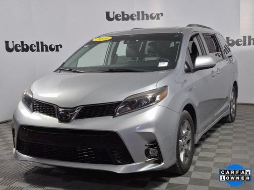 2019 Toyota Sienna SE