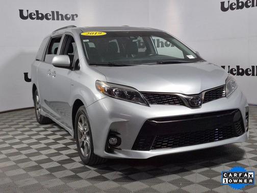 2019 Toyota Sienna SE