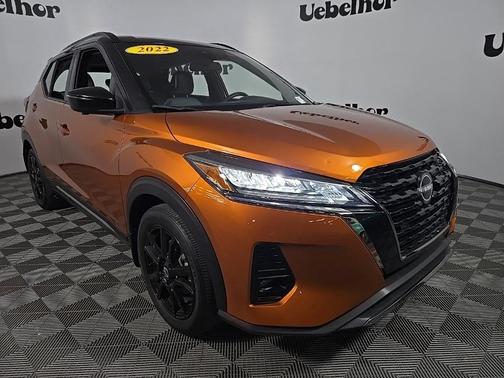 2022 Nissan Kicks SR