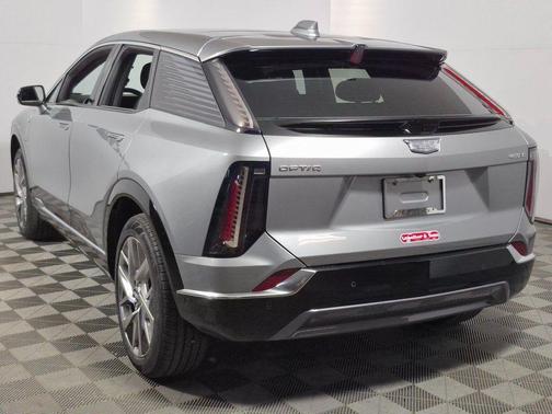 2026 Cadillac OPTIQ Luxury