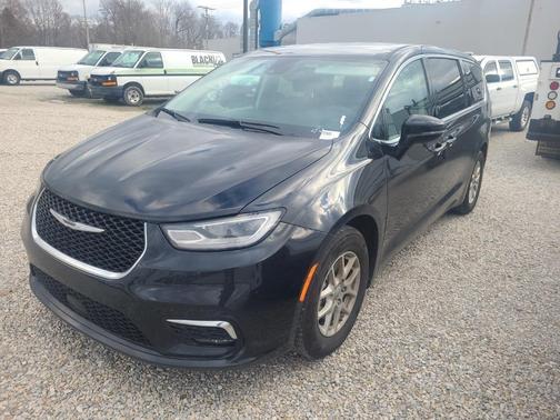 2024 Chrysler Pacifica Touring-L