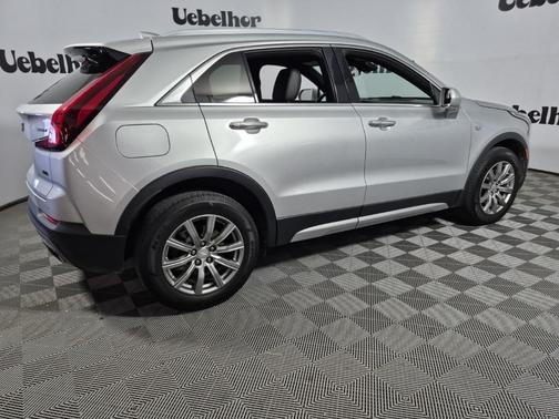 2020 Cadillac XT4 Premium Luxury