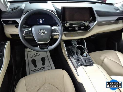 2024 Toyota Highlander Platinum