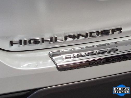 2024 Toyota Highlander Platinum