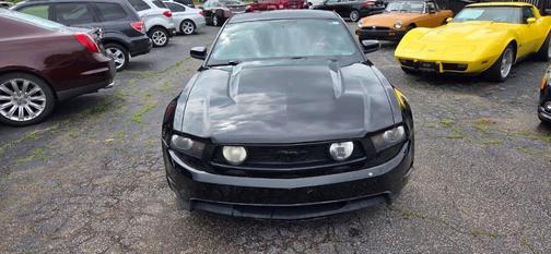 Black 2011 Ford Mustang GT Premium