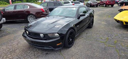 Black 2011 Ford Mustang GT Premium