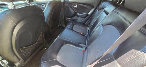 Cotton White 2013 Hyundai TUCSON GLS