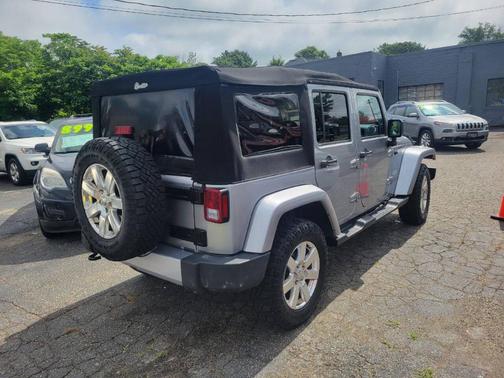 2014 Jeep Wrangler Unlimited Sahara