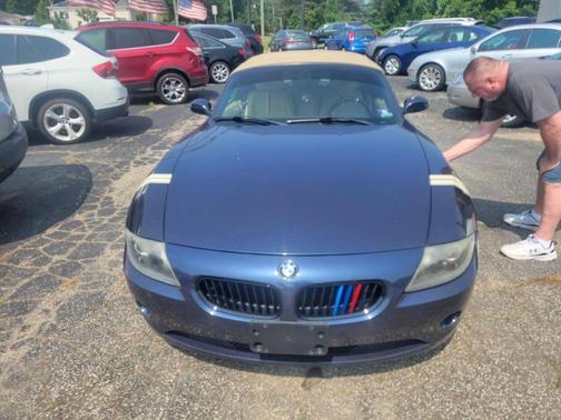2005 BMW Z4 2.5i Roadster