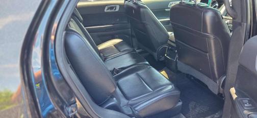 Black 2014 Ford Explorer XLT