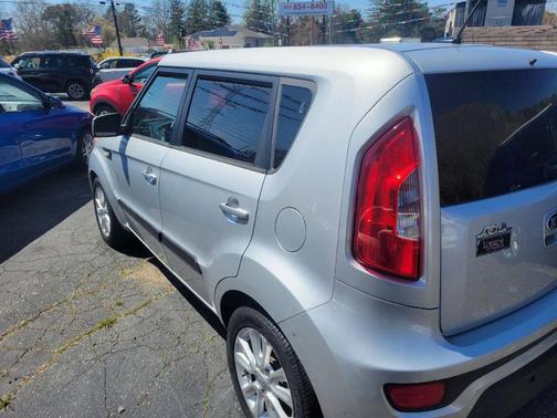 2013 Kia Soul Base