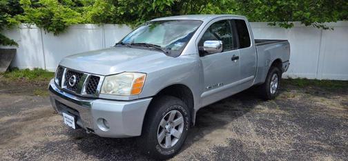 Radiant Silver 2005 Nissan Titan SE King Cab